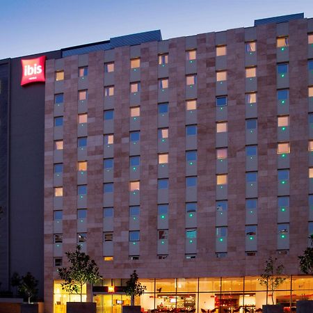 Ibis Santiago Las Condes Exterior foto