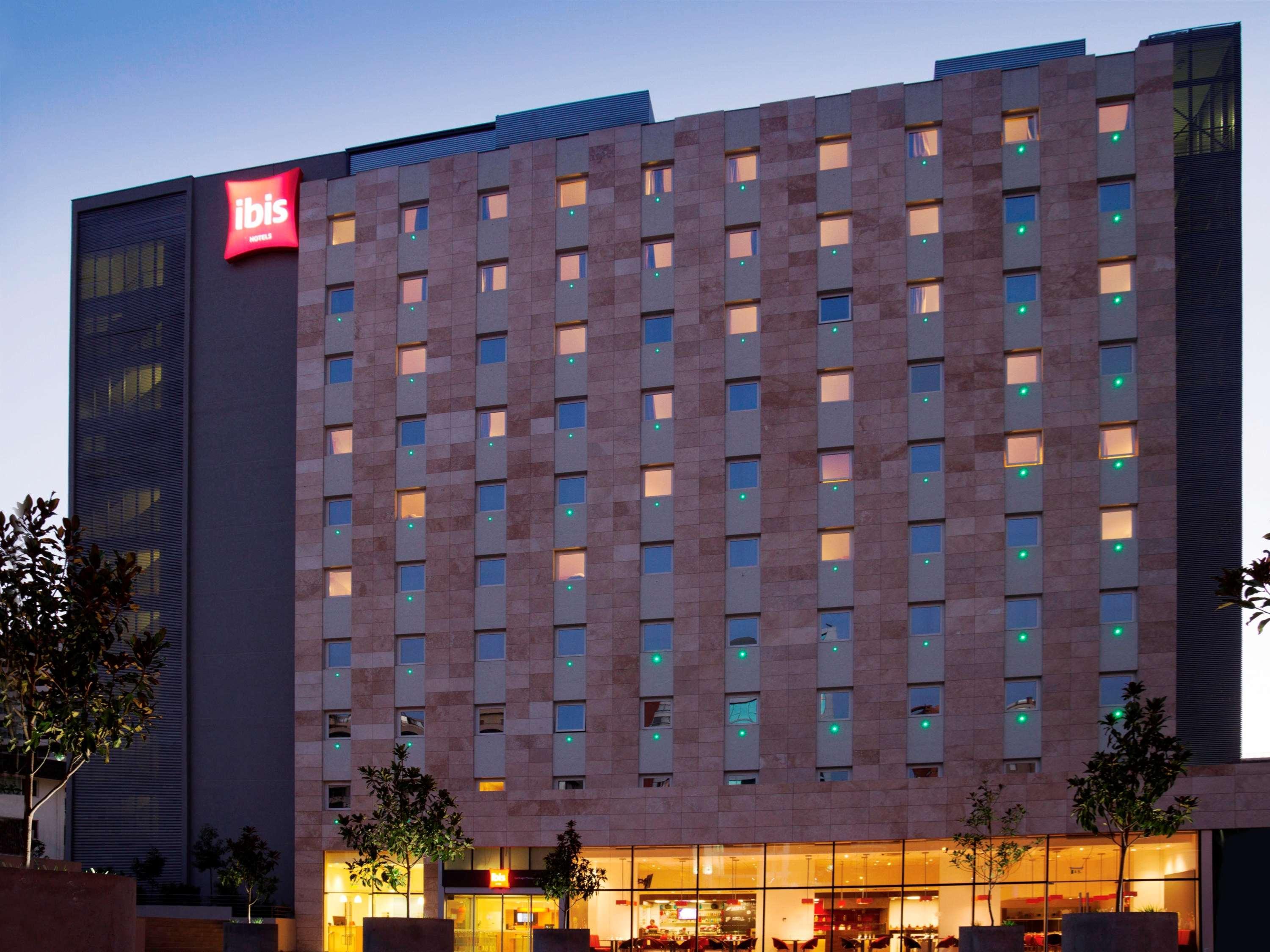 Ibis Santiago Las Condes Exterior foto
