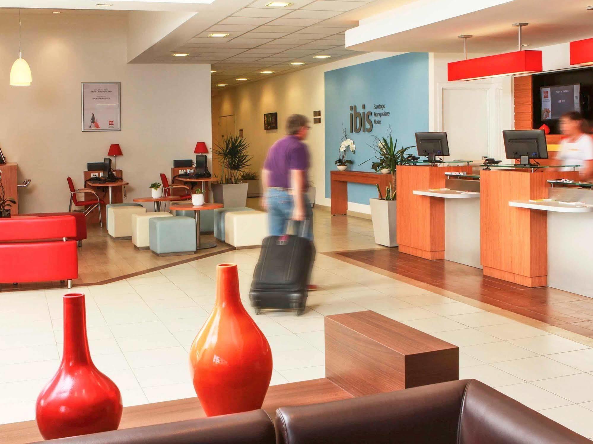 Ibis Santiago Las Condes Exterior foto